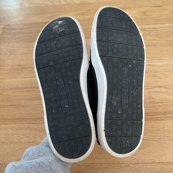 Vionic Kimmie Black Leather Slip On Sneakers Women's Size 11 - Picture 9 of 9